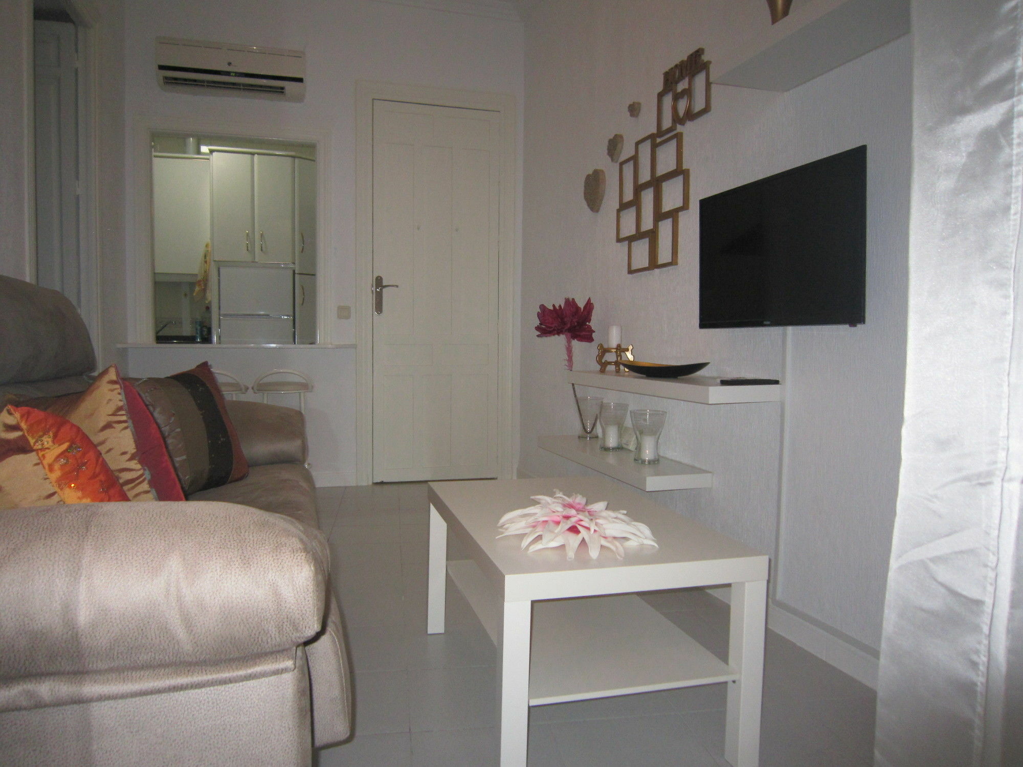 Bromham Sevilla